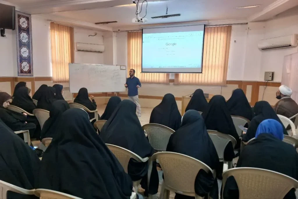 برگزاری کارگاه تخصصی «هوش مصنوعی» در مدرسه علمیه الزهرا کازرون