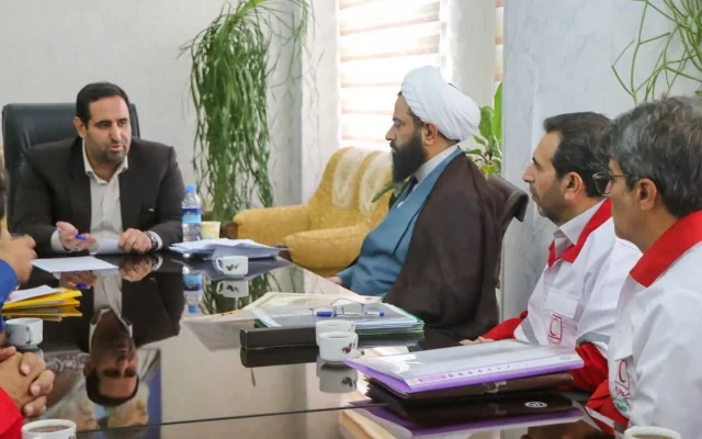 پیگیری دادستان کرمانشاه به صدور مجوز توزیع داروهای خاص در داروخانه هلال‌احمر انجامید