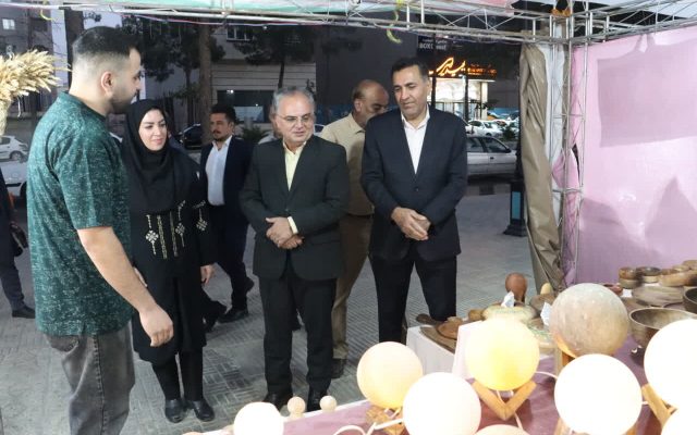 نمایشگاه تابستانه صنایع‌دستی سمنان افتتاح شد