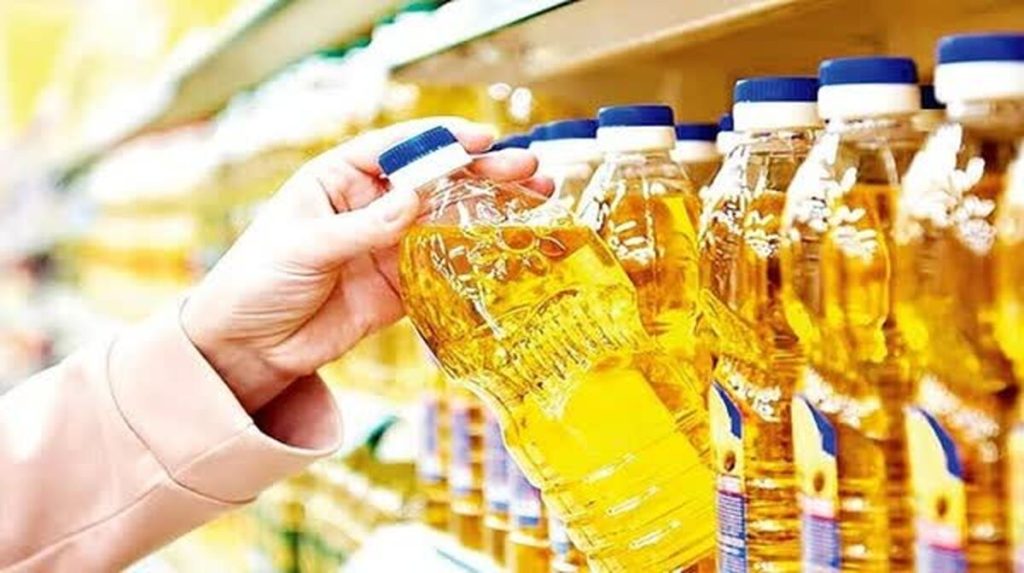 عرضه ۶۱۰ تن روغن خوراکی دولتی برای تنظیم بازار فارس