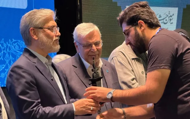 درخشش کرسی‌های آزاداندیشی دانشگاه بین‌المللی امام خمینی(ره) قزوین در سومین جشنواره ملی برهان
