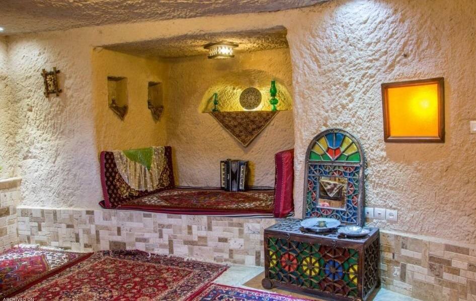 کافه‌های فارس می‌توانند احیاکننده سنت‌های کهن شیراز باشند