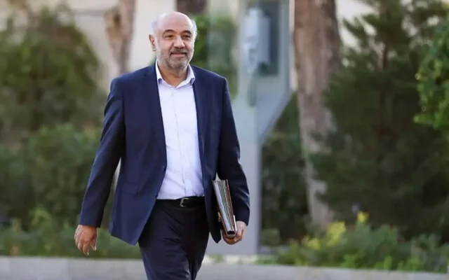 استیضاح وزیر کار به کمیسیون اجتماعی ارجاع شد