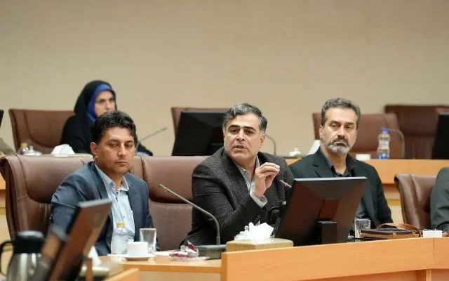 مشگلانی: روابط‌عمومی‌ها باید به پیشران اجرای سیاست‌های اطلاع‌رسانی دولت تبدیل شوند
