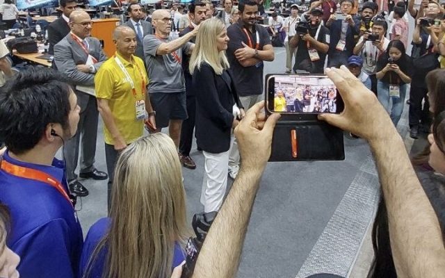لحظه شماری تا افتتاح بزرگ/ بازدید رئیس کمیته بین‌المللی المپیک از مرکز رسانه‌ای بازی‌های آسیایی ناگویا