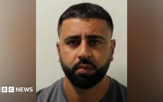 Sex offender bailed to flat overlooking playground