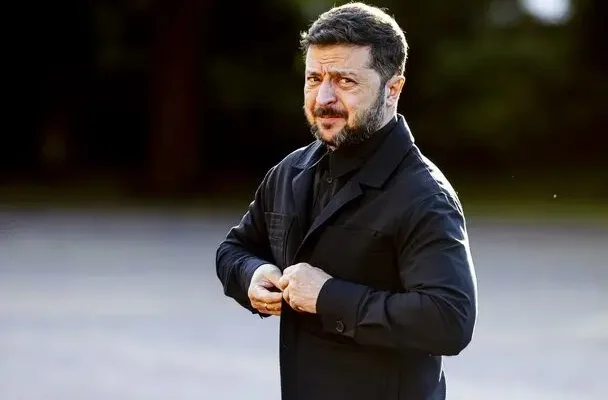 پاسخ زلنسکی به خبرنگاران روس درباره سفر به مسکو: «با یک موشک!» + ویدیو
