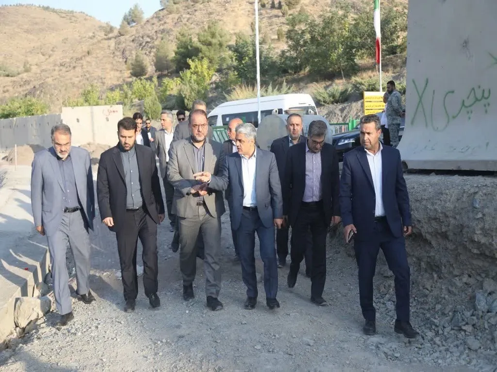 بازدید میدانی مسئولان قضایی و شهری خراسان رضوی از پروژه‌های انتقال آب و توسعه فضای سبز مشهد