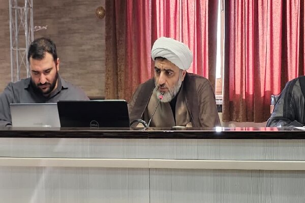 مسئله خونخواهی باید از مرحله شعار و پرچم‌گردانی فراتر برود