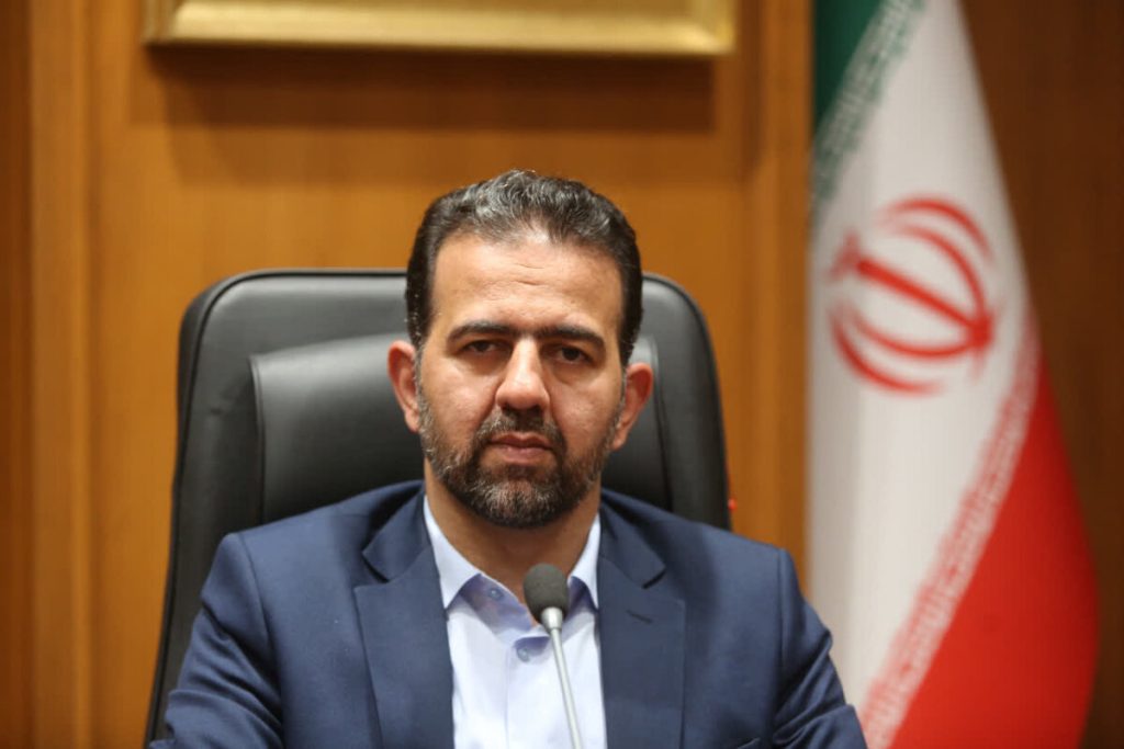 ساماندهی پیرامون حرم حضرت معصومه(س) باید به مطالبهای مشترک در قم تبدیل شود