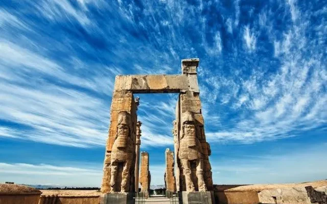 مصوبه الحاق حریم درجه ۲ تخت‌جمشید بازنگری می‌شود