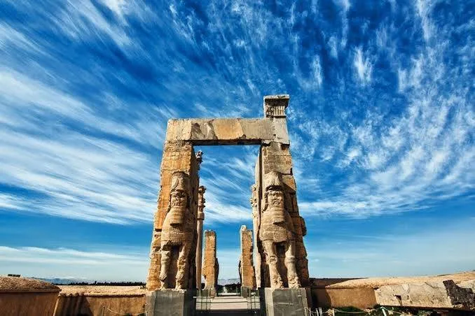 مصوبه الحاق حریم درجه ۲ تخت‌جمشید بازنگری می‌شود