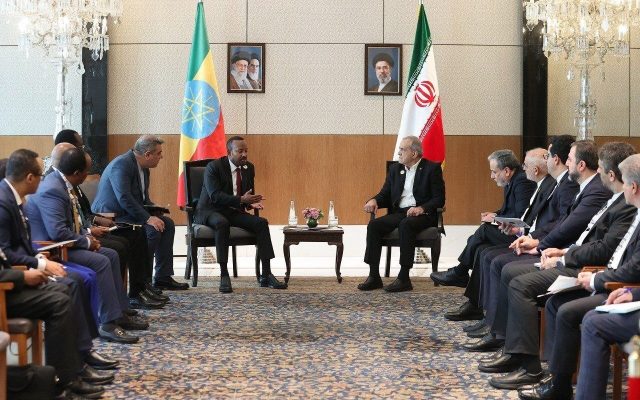 پزشکیان: دشمنان قبل از جنگ رمضان عده‌ای را در داخل کشور ما مسلح و آشوب‌های داخلی ایجاد کردند/ دنبال جنگ و تداوم آن نیستیم