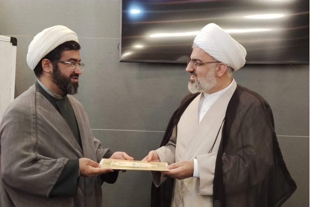 دبیر مجمع رؤسای کارگروههای تخصصی قرآنی فارس منصوب شد