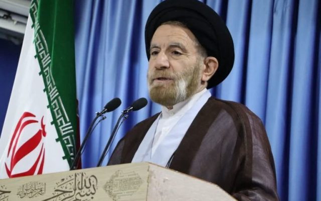 انتقاد نماینده ولی‌فقیه در لرستان از سخن مسئولی که باعث کاهش قیمت نفت می‌شود/ ۳۱ میلیون جان فدا از پزشکیان تشکر کردند/ اگر ۷ شرط ایران محقق نشود...