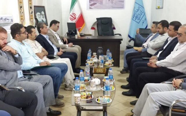 ظرفیت‌های گردشگری تنگستان نیازمند بهره‌گیری از توان کارشناسان است