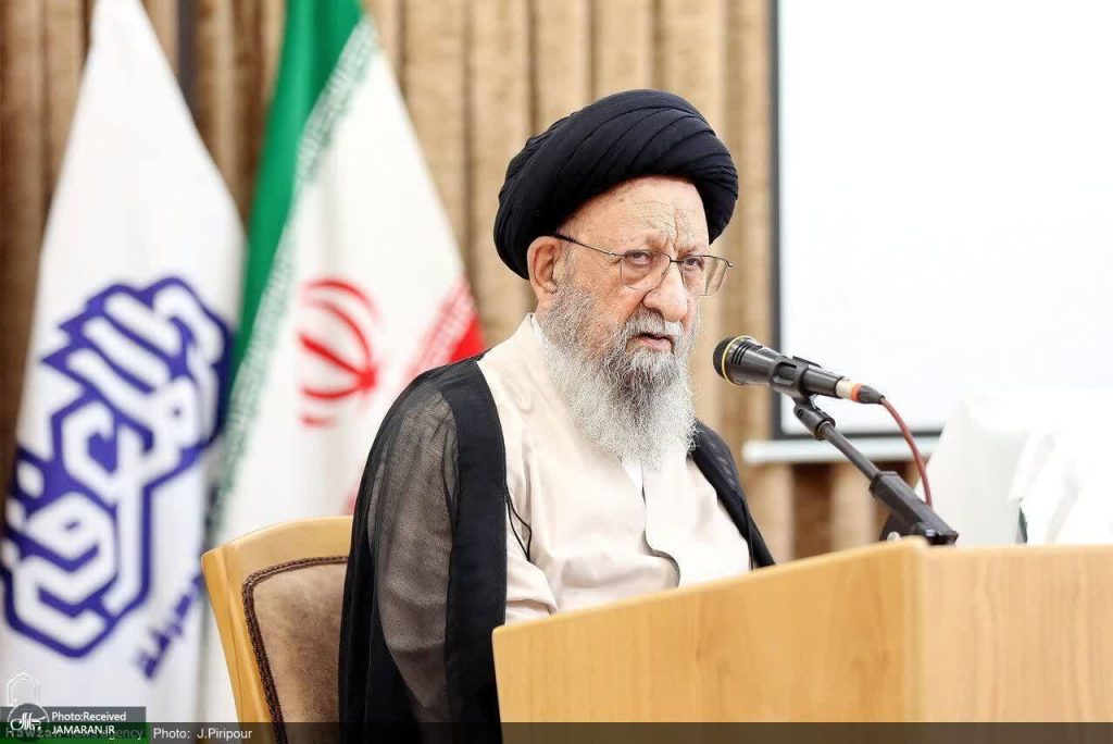 آیت‌الله نورمفیدی: حوزه باید هم آنچه در جهان مطرح می‌شود را به‌درستی بشناسد