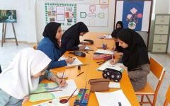 مشارکت ۳۰۰ کودک و نوجوان گرمساری در کلاس‌های اوقات فراغت کتابخانه‌ها