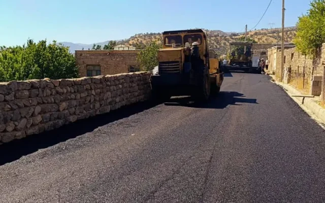 توسعه زیرساخت‌های روستایی در بخش پاتاوه ؛ پروژه آسفالت معابر چناربرم سفلی تکمیل و به بهره‌برداری رسید.