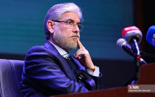 روزنامه اطلاعات خطاب به وزیر علوم: همانطور که ایرانیان را کشور برمیگردانید پرونده دانشجویان را هم مختومه کنید