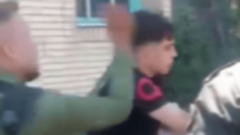 واکنش پلیس به انتشار فیلم برخورد ناپسند ماموران با یک متهم؛ جزئیات ماجرا | توضیحات مهم سردار محمدی