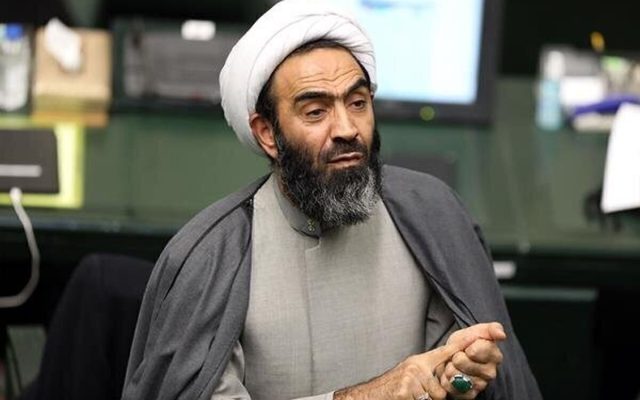 درخواست نماینده مجلس: با توئیت‌نویس‌ها برخورد کنید/ نقدعلی: رعایت چهارچوب شرعی حجاب وظیفه حاکمیت است/ چند میلیون جان‌فدا با مشکلات معیشتی زندگی میکنند