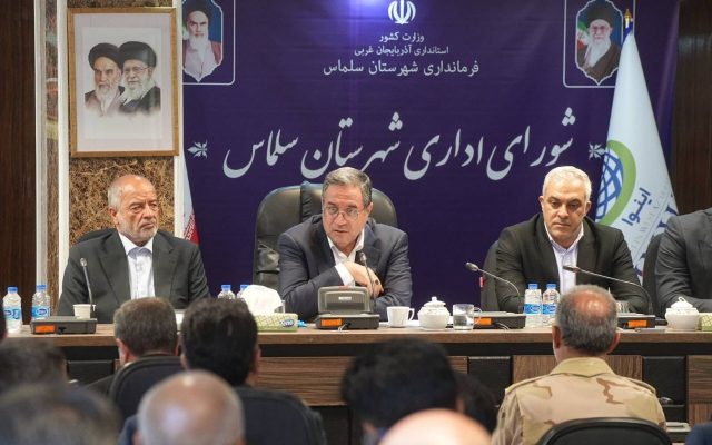 رحمانی: کوزهرش سلماس گذرگاه رسمی تجاری و مسافری میشود