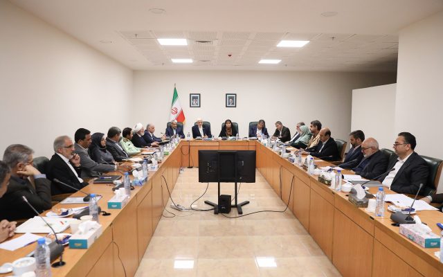 عارف: تأمین مسکن مردم باید از یک وظیفه اداری فراتر رود؛ تکمیل پروژه‌ها، جبران تأخیرها و جهش تولید مسکن با مشارکت بخش خصوصی دنبال می‌شود