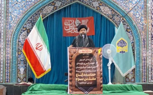 امام جمعه موقت گناوه: تجربه سوریه و یمن پیامدهای سازش و مقاومت است