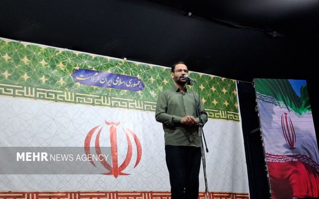زادبر: دشمن به دنبال فرسایش ایران با مدیریت زمان است