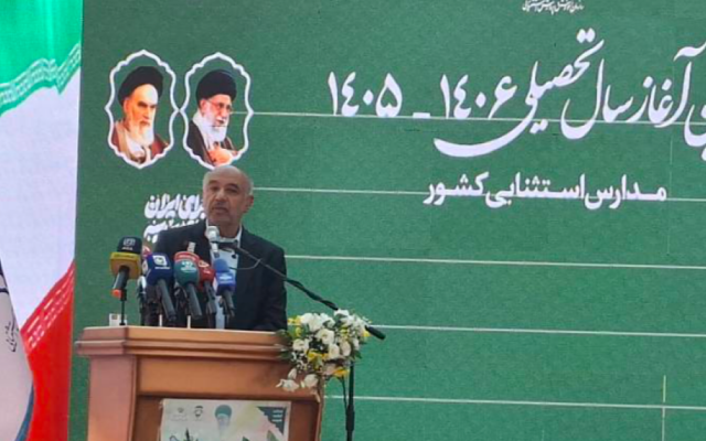 تمرکز دولت بر آموزش مهارت‌محور و ادغام مدارس استثنایی با مراکز فنی و حرفه‌ای