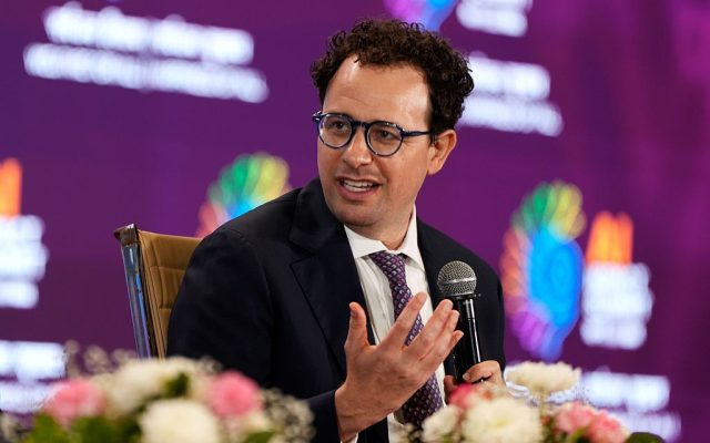 Anthropic CEO outlines plan to slow AI development