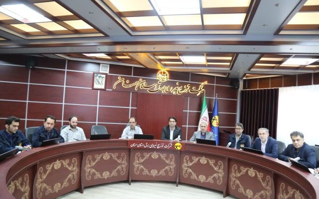 تأکید مدیرعامل شرکت توزیع برق استان سمنان بر تشدید اقدامات پیشگیرانه برای مقابله با سرقت تجهیزات شبکه