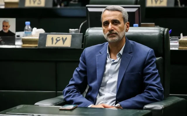 نایب رئیس کمیسیون امنیت مجلس: ورود به خلیج فارس از مسیر‌های تحت مدیریت ایران انجام می‌شود
