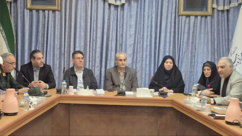 تبدیل پیاده‌راه عالی‌قاپو به کانون زنده رویدادهای فرهنگی اردبیل