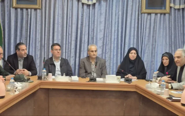 تبدیل پیاده‌راه عالی‌قاپو به کانون زنده رویدادهای فرهنگی اردبیل