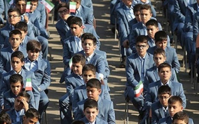 شادگان برای آغاز سال تحصیلی آماده می‌شود