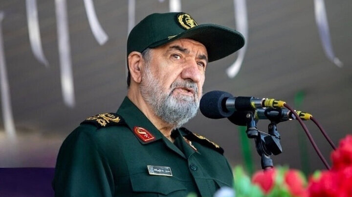 محاسبات ترامپ درباره ایران اشتباه بود؛ برای جنگ سرنوشت‌ساز آماده‌ایم