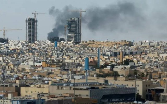 الجزیره: بعید است متحدان عربستان مستقیماً وارد درگیری نظامی شوند