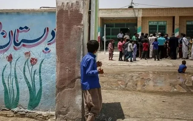 امسال چند کودک از تحصیل جا ماندند؟