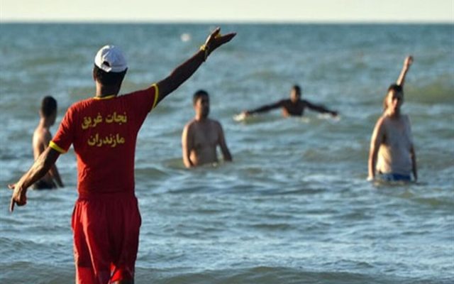 ناجیان غریق تنکابن بیش از ۵۴ نفر را از مرگ حتمی در دریا نجات دادند