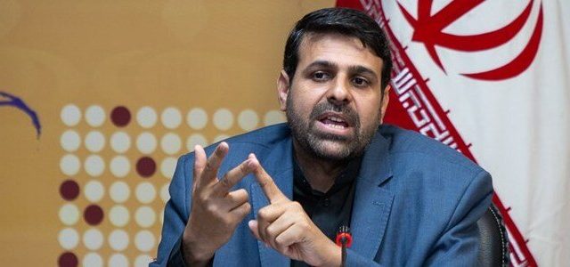 عضو هیات رئیسه مجلس: بزرگ‌ترین «گرا» به دشمن انکار بحران توسط مسئولان است/ مشکل را همان‌طور که هست و بدون کم‌وکاست به مردم بگوییم