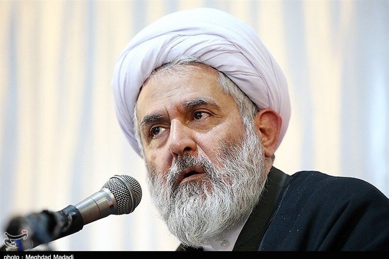 طائب: با حفظ انسجام و وحدت داخلی باید با موضوعاتی مثل حجاب مواجه شویم/ ما نباید از روی سستی و ترس با دشمن مذاکره کنیم