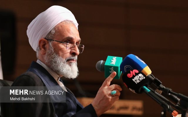 اعرافی:دشمن در جنگ شناختی به دنبال تردید، اختلاف و تضعیف اراده ملی است