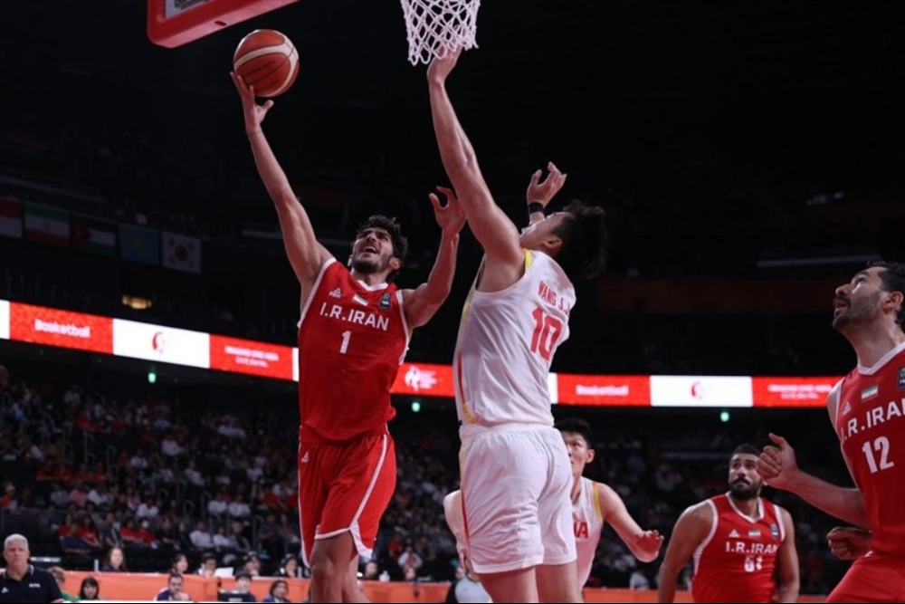 ایران - چین؛ نبرد برای مدال برنز بسکتبال بازی‌های آسیایی 2026؛ کوارتر اول چین 17- 12 ایران