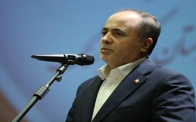 با وجود طراحی دشمنان برای ایجاد کمبود مواد غذایی، کالاهای اساسی به وفور در کشور تأمین شد