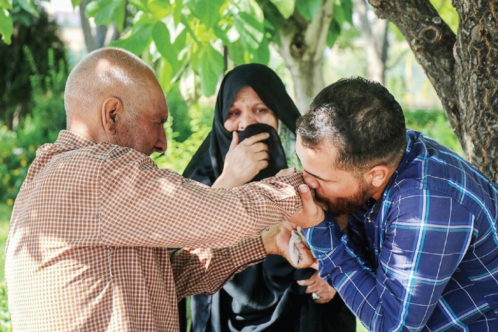 توسعه محله‌های دوستدار سالمند؛رویکردی برای کاهش انزوای سالمندان فارس