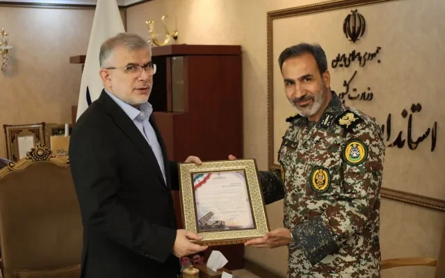 تقدیر فرمانده قرارگاه مشترک پدافند هوایی خاتمالانبیا (ص) از استاندار البرز