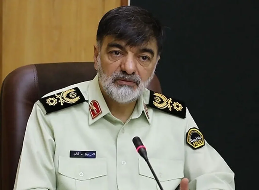 سردار رادان: فرماندهی انتظامی جمهوری اسلامی پاسخی پشیمان‌کننده و قاطع به دشمن خواهد داد