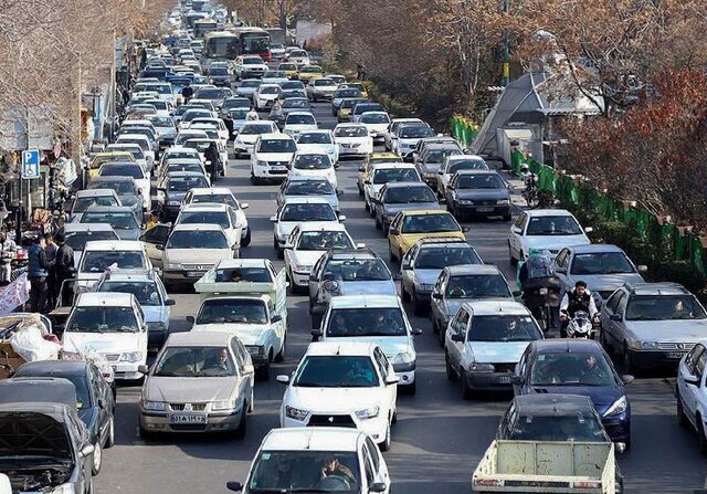 ترافیک در معابر تهران ۲۲ شهریور